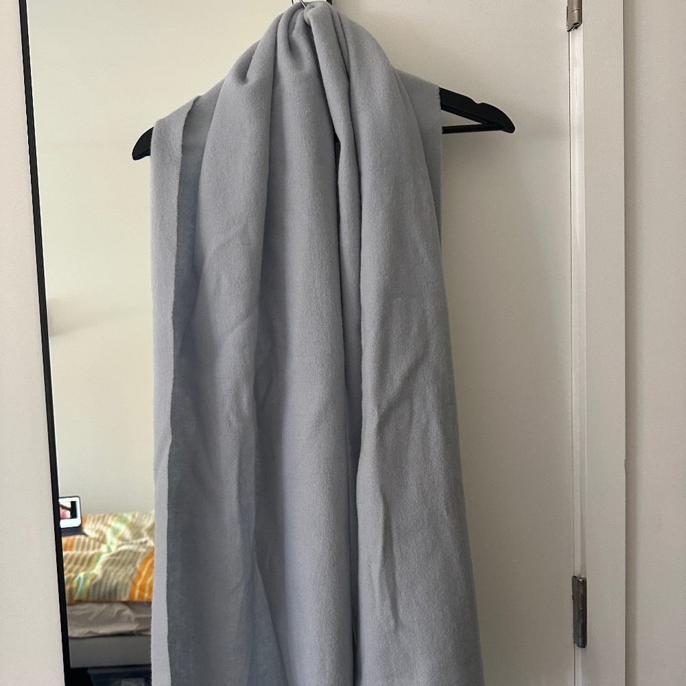 Baby blue 100% wool scarf with the fringe